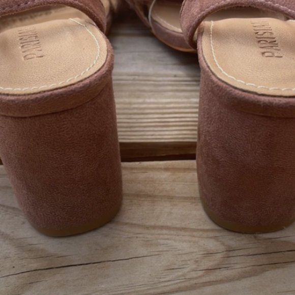 NEW- Parisian "Veron" Light Pink Fluffy Heels/Sandals Size 6 - Picture 12 of 15